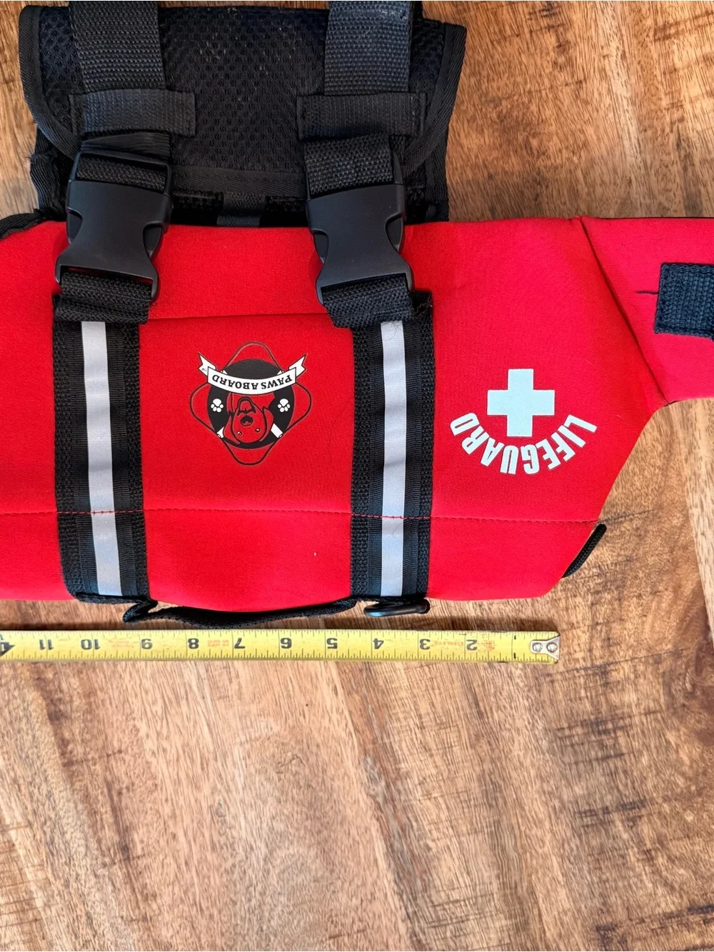 Paws Aboard Red Lifeguard-Style Dog Life Jacket size medium- never used -